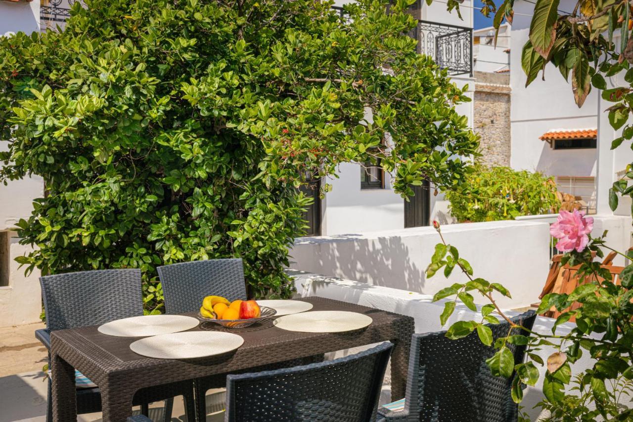 Fiera Luxury Apartments. Kokkari Ngoại thất bức ảnh
